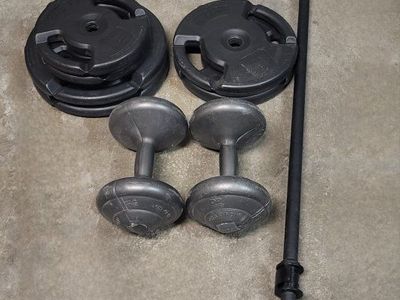 weights 71 pounds