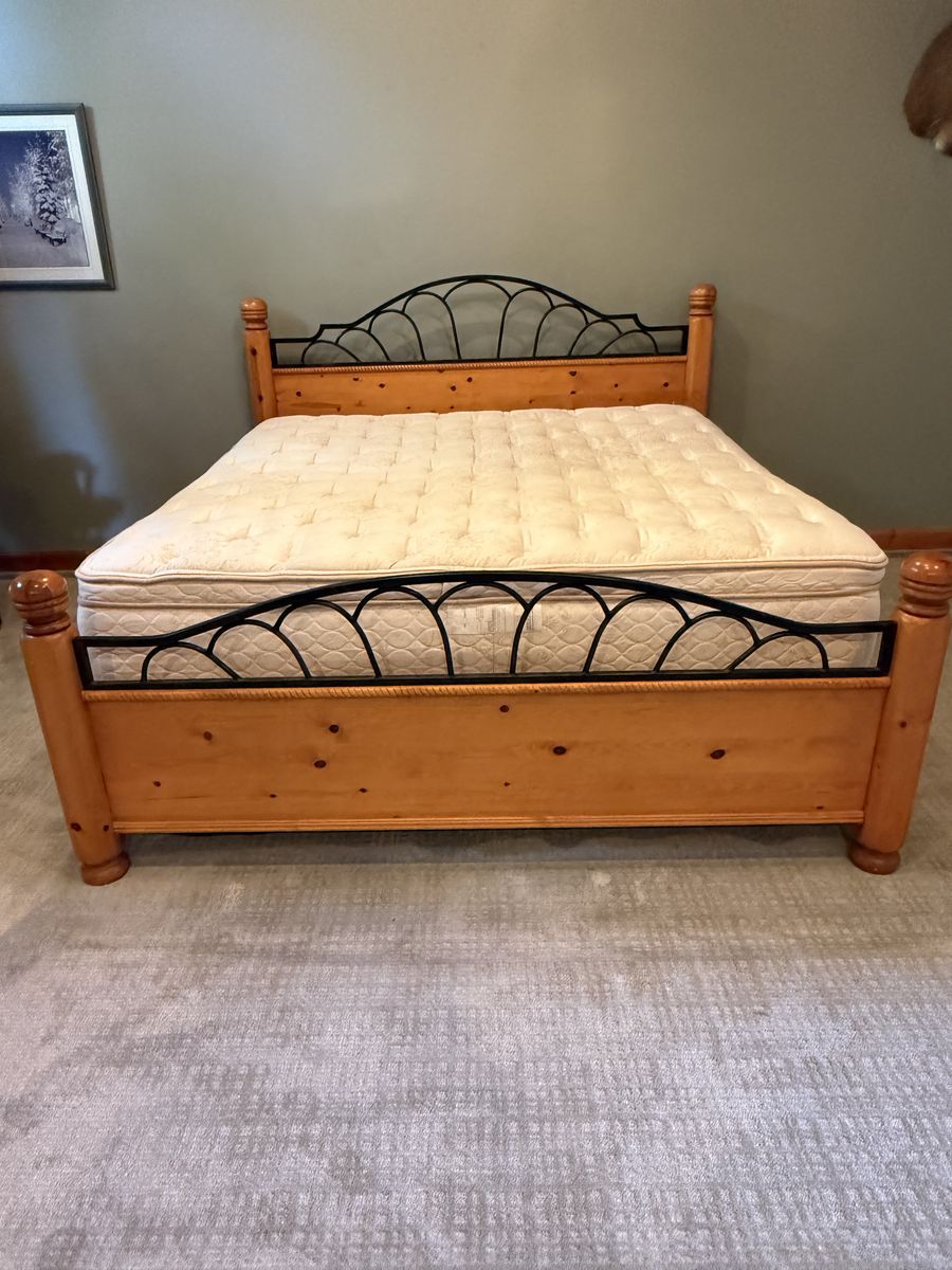 5 piece custom log king bedroom set