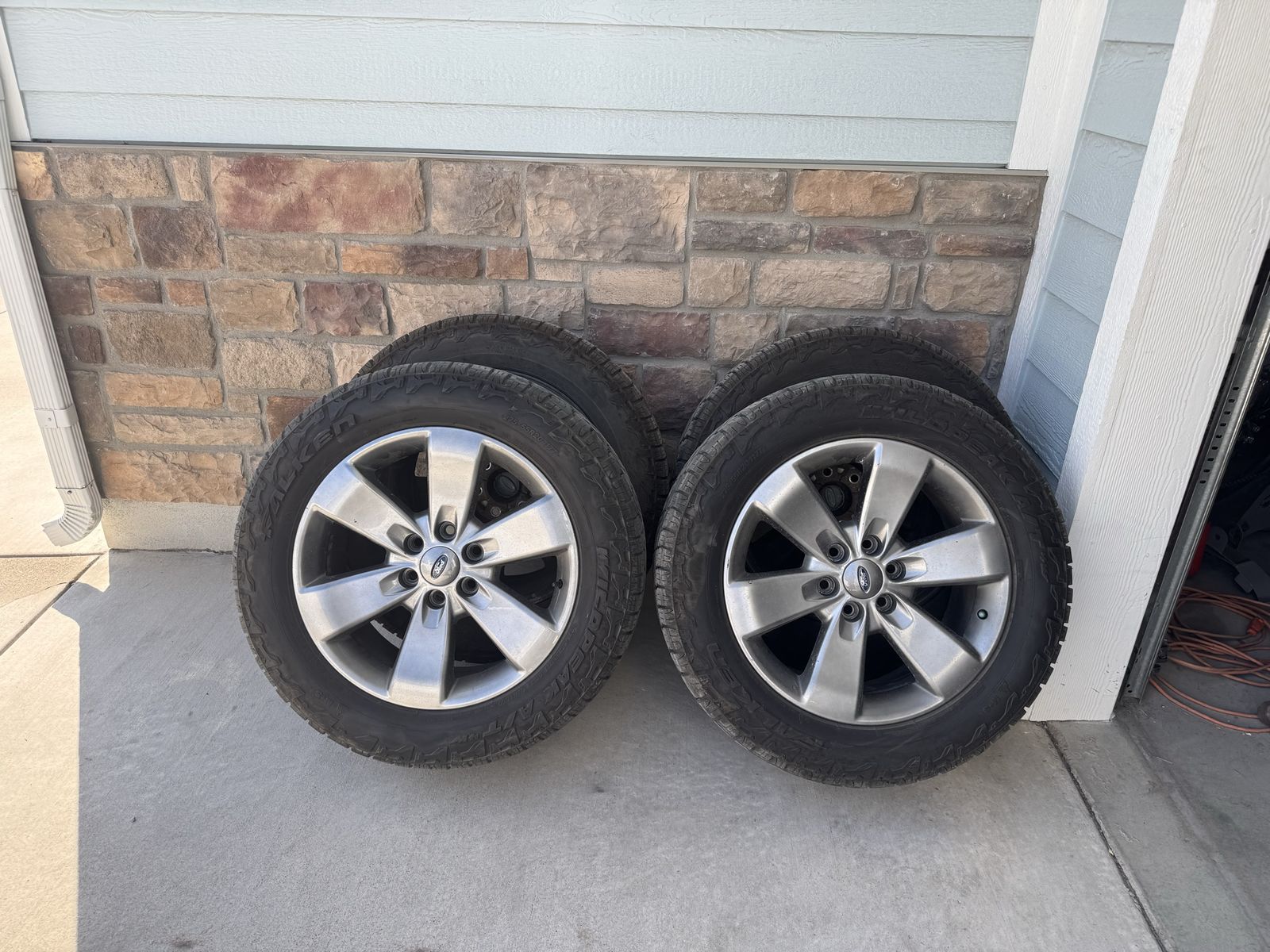 F-150 Falken Wildpeak 275/65R20