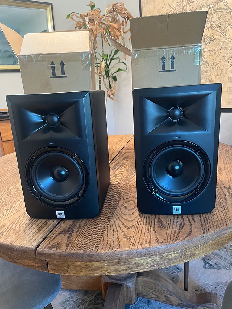 JBL LSR305 3 Series MkII 5" Powered Studio Monitors - Pair, Bi-Amplified, Spatial Reference