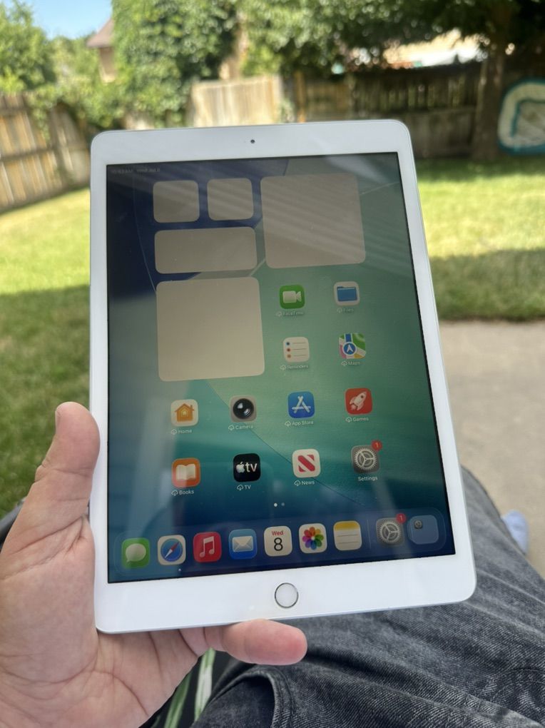 iPad 8 32GB WIFI