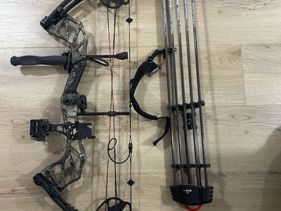 Blackout Intrigue XS Compound Bow for Trade