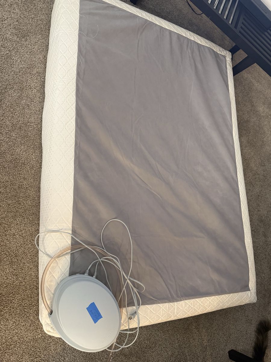 FREE Select Comfort Adjustable Airbed (Full/Double)
