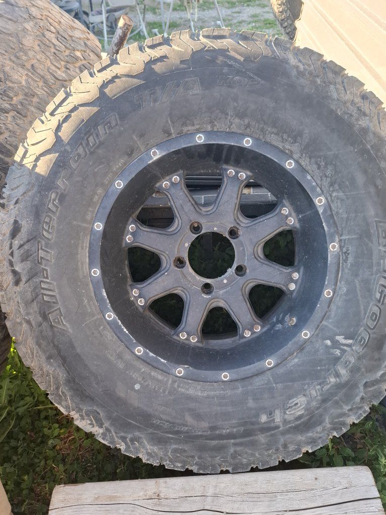 BFGoodrich All-Terrain T/A KO2 Tires & Black Wheels - Used Set of 4 ford obs 5 lug
