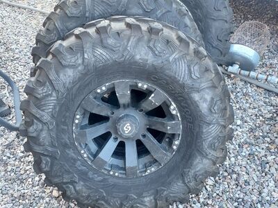 Maxxis Carnivores $1000