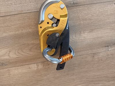 Petzl ID