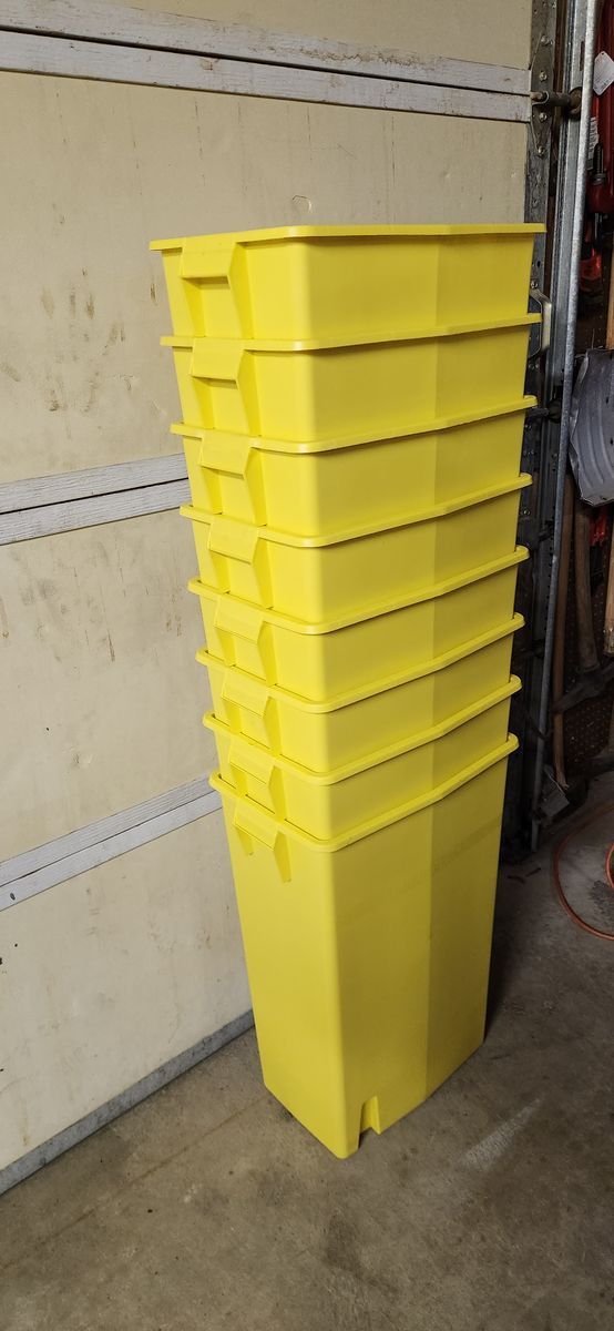 (8) Brand New 18 Gallon Containers/Bins