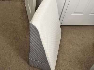 Wedged cushion