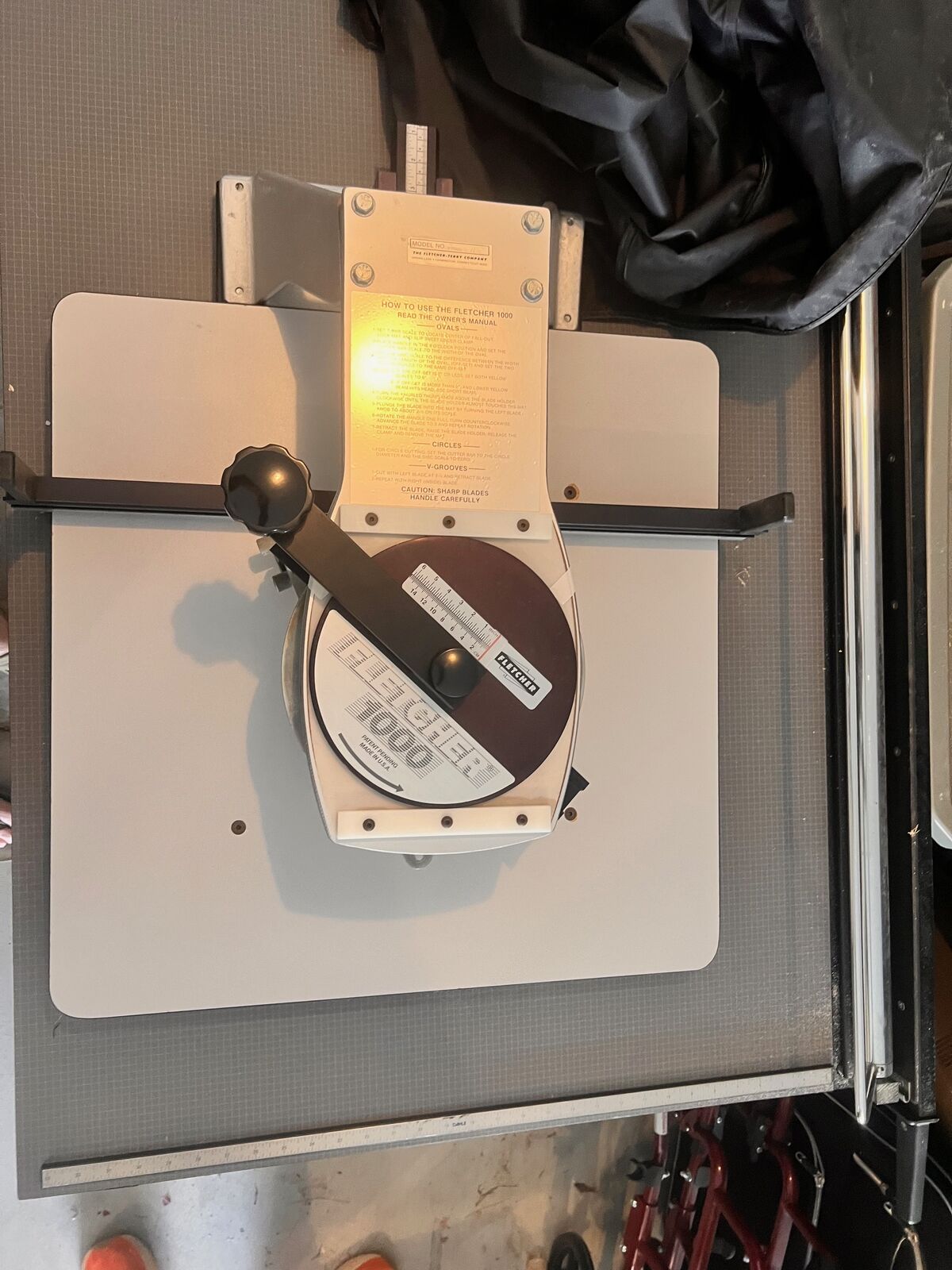 Fletcher 1000 Professional Oval and Circle  Mat and Glass Cutter