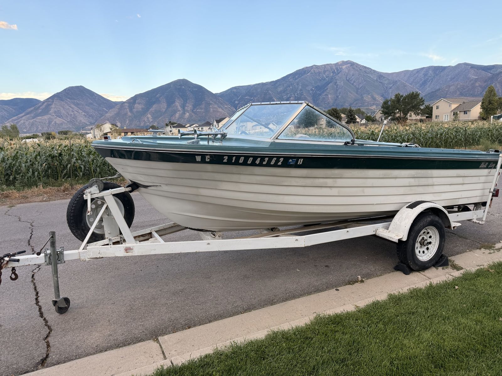 Classic Bell Boy Bonita Boat