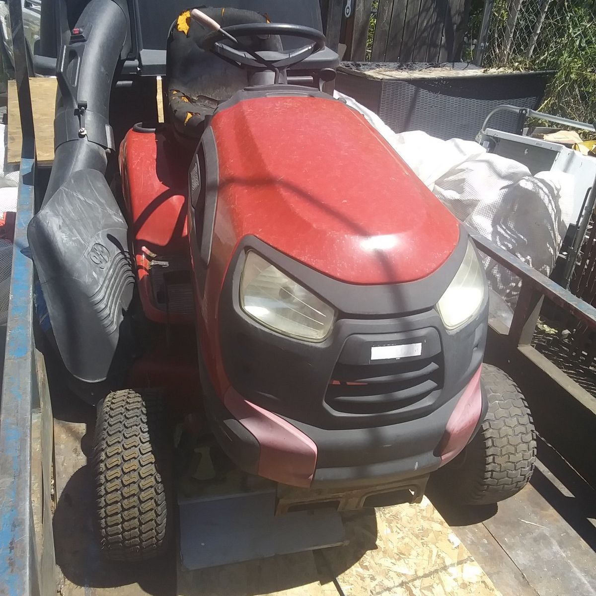 riding lawnmower