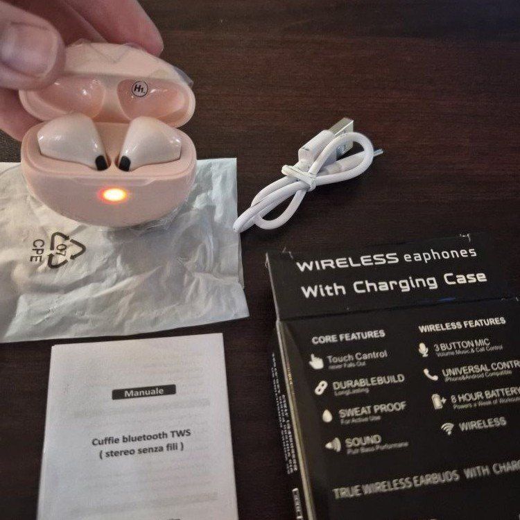 New Bluetooth wireless earphones / earbuds