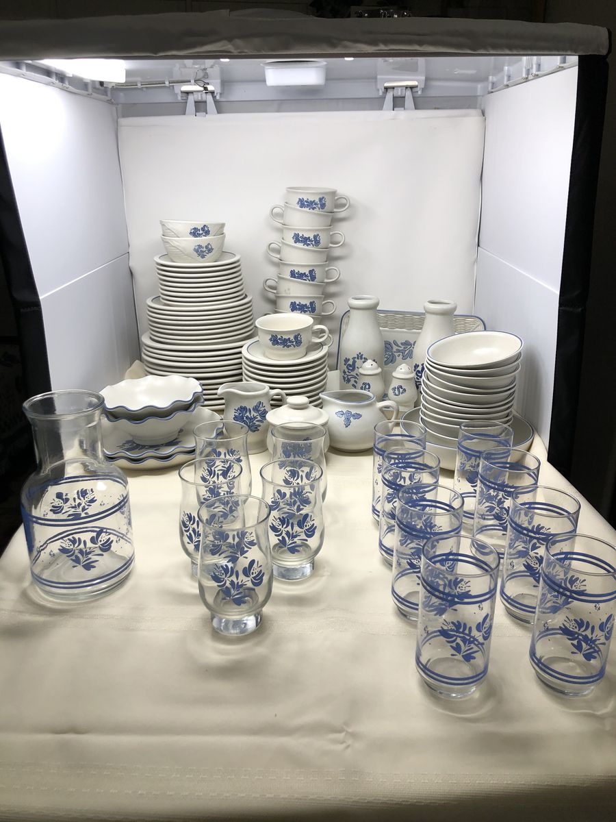 95-Piece Vintage Pfaltzgraff Yorktowne Stoneware & Glassware Set