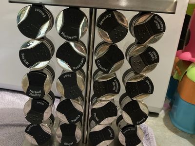 Spice rack