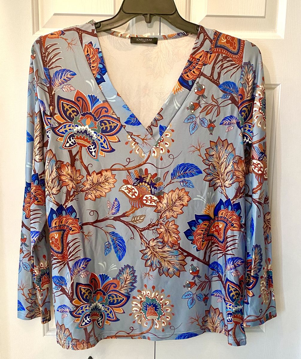 NEW - Pretty Long Sleeve Womens V Neck T-Shirt In Shades of Blue-Orange-Brown - SZ XL - C PIX. Brand New Shirt.