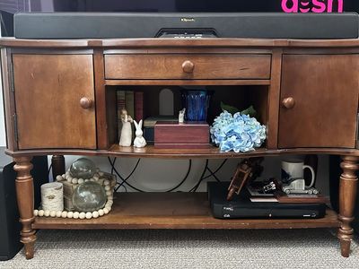 Tv stand