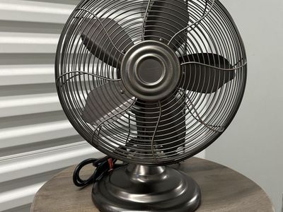 Bronze Oscillating 3-speed Table Fan