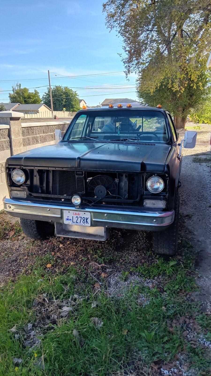 GMC K2500 4X4 No ENGINE