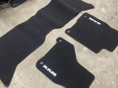 Ram 1500 floor mats