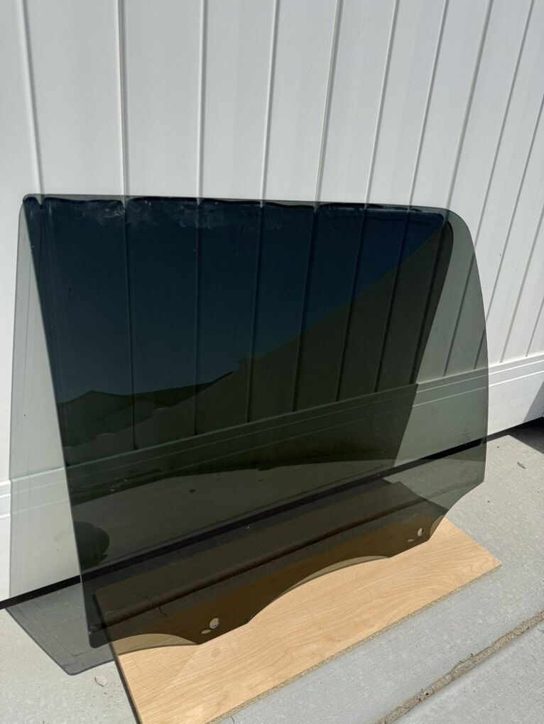 2015 - 2020 F150 F 150 LH rear Window