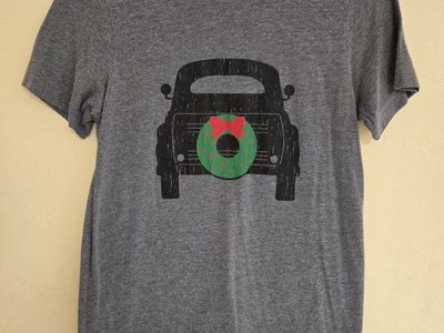 Bella + Canvas Women's Gray Christmas Truck Graphic T-Shirt Small S