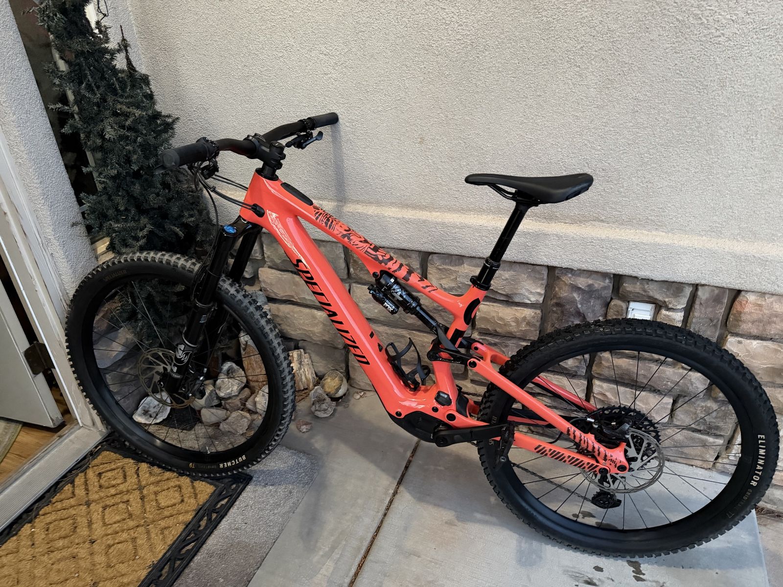 2024 Specialized Turbo Levo SL Carbon full-suspension bike S4