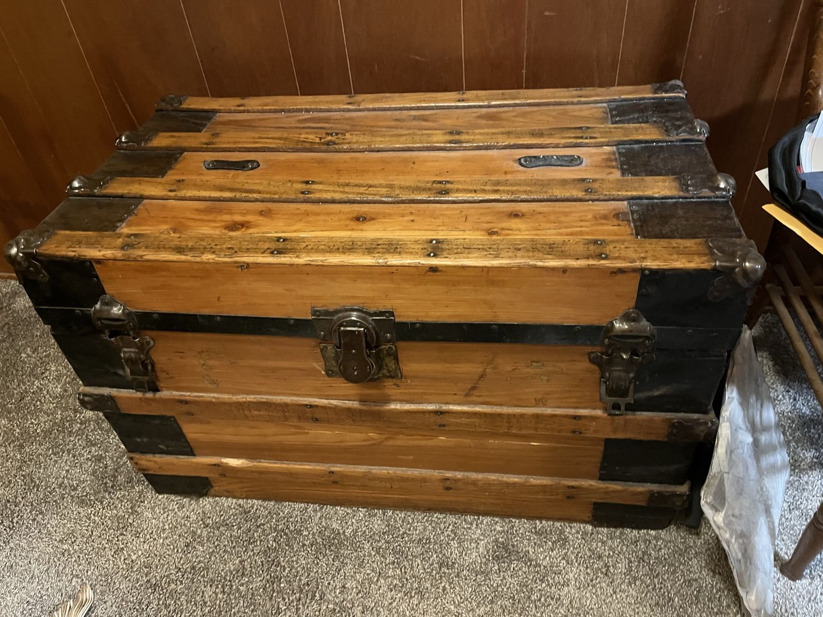 Antique Wooden Steamer Trunk - Vintage Chest with Metal Accents & Working Latch