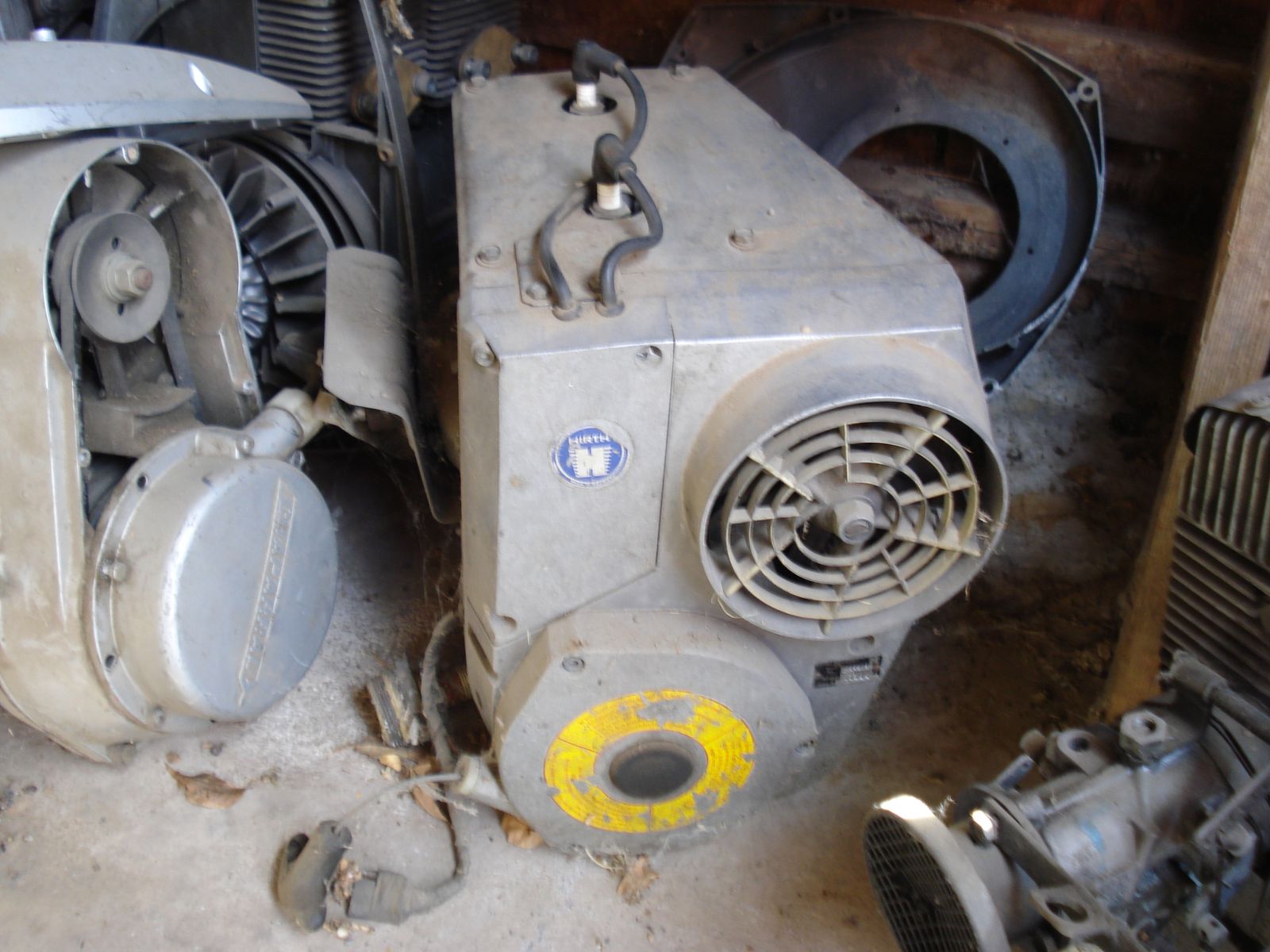 Vintage Snowmobile Engines