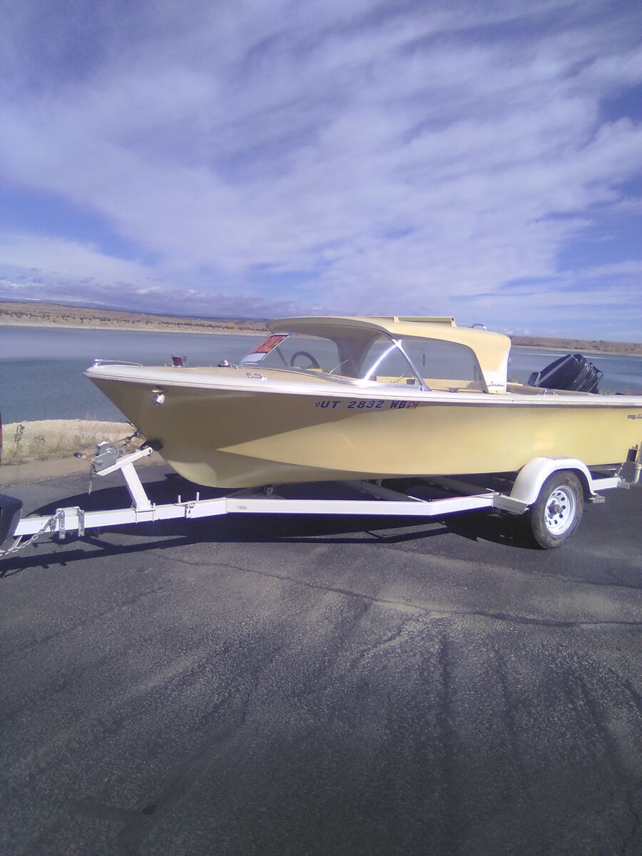 Fishing Boat - 1963 Hydro-Swift 65HP Mercury 2-Stroke