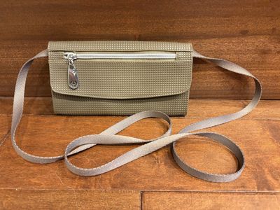 Like New Urban Oxide Mini Crossbody Purse
