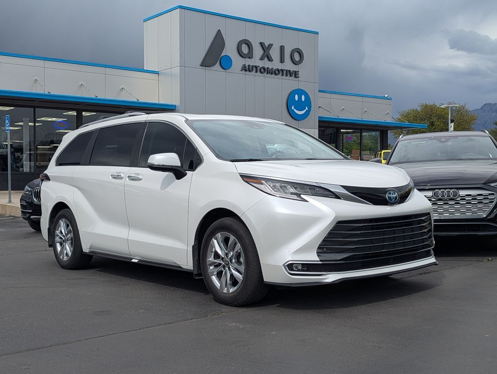 2024 Toyota Sienna Limited