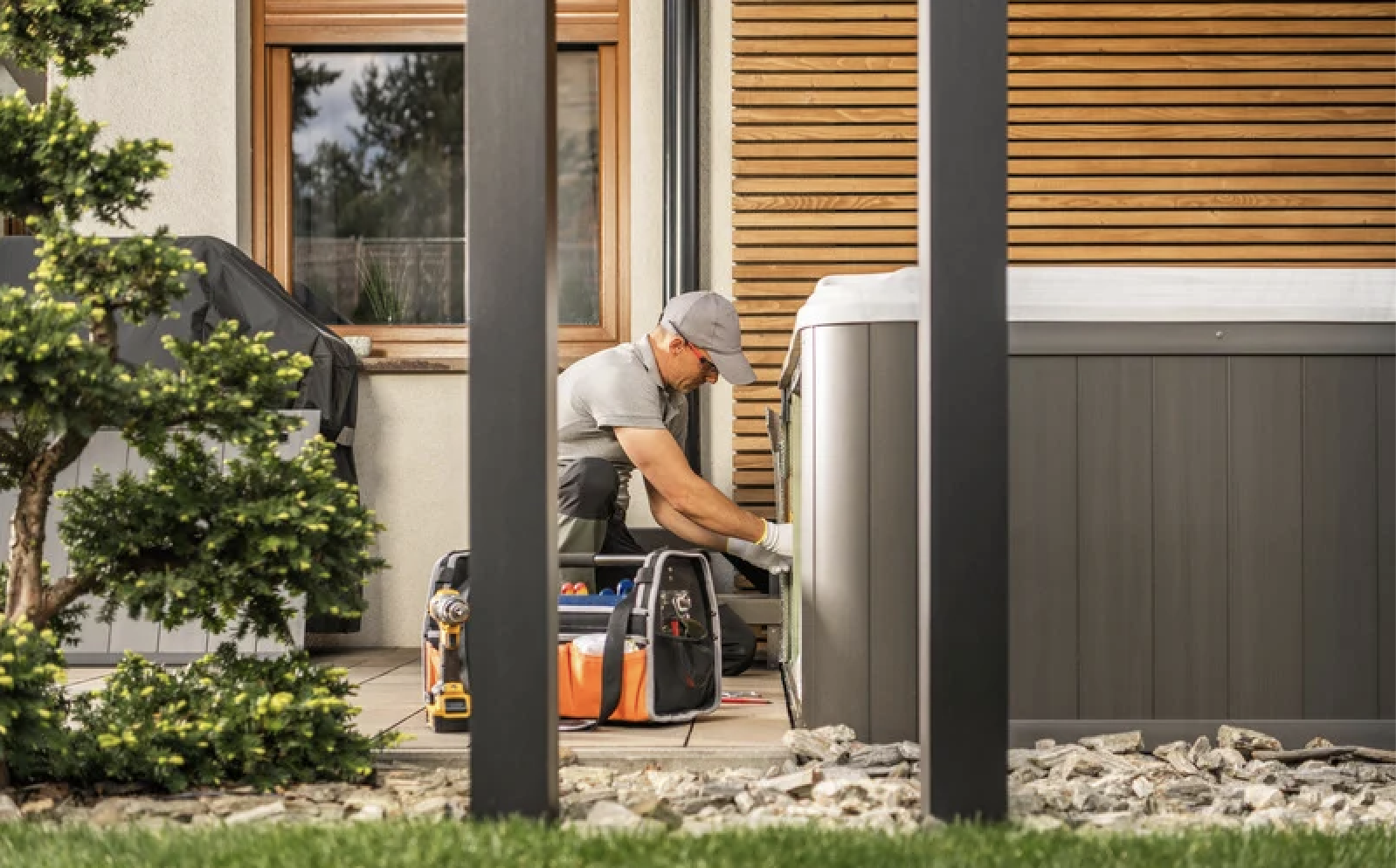 Crystal Spas- HOT TUB REPAIR AND SERVICE