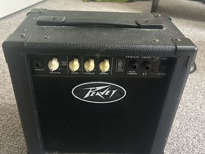 Peavey Max 126 Bass Amp