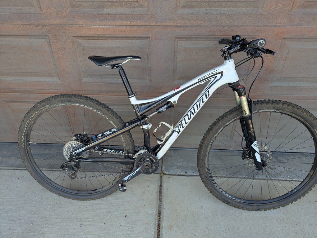 Specialized Epic Expert FSR.