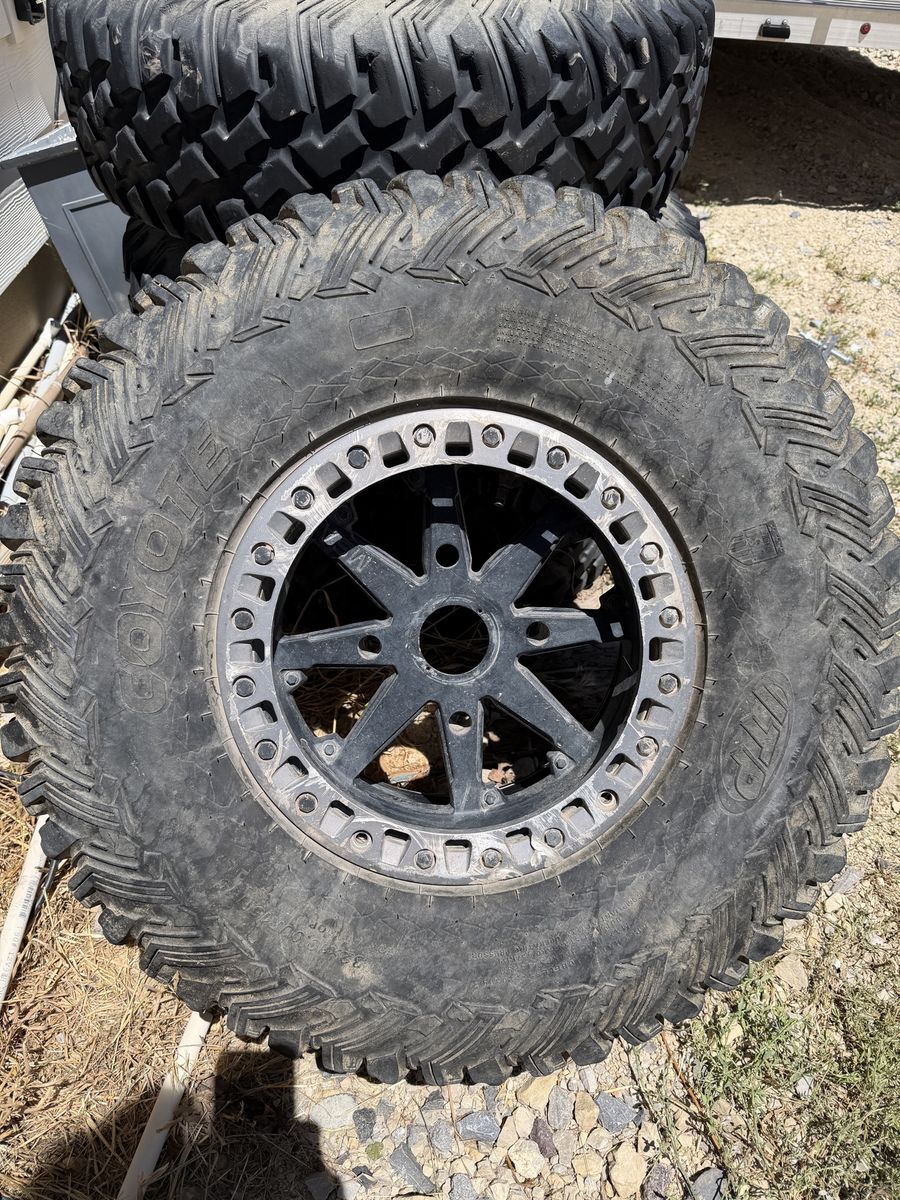 Polaris RZR 32x10R14 Off-Road Tires on 14" Wheels - Set of 4 (1 Damaged)