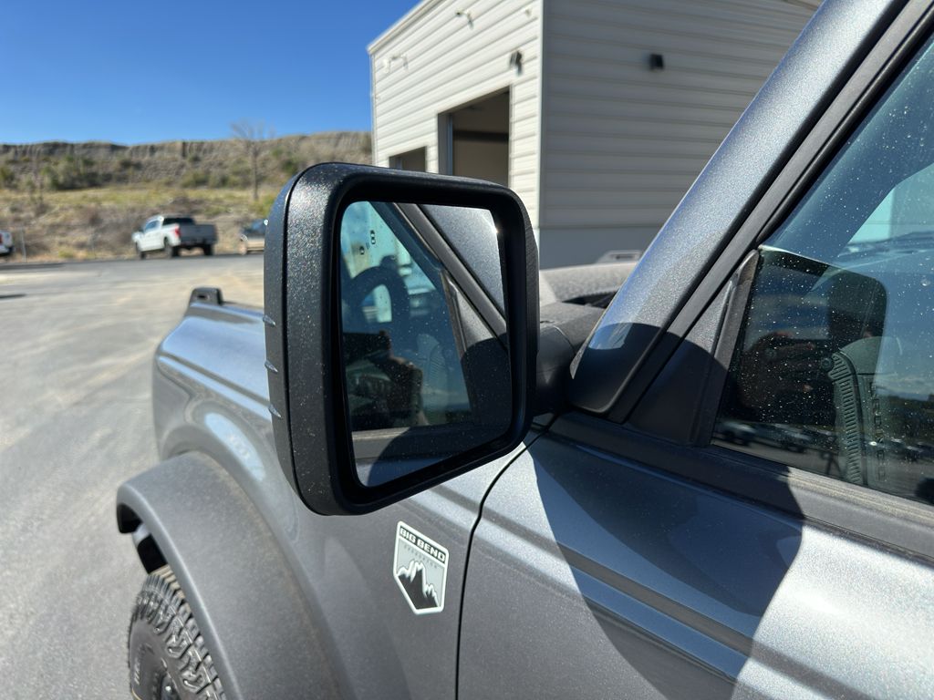 Main image 8