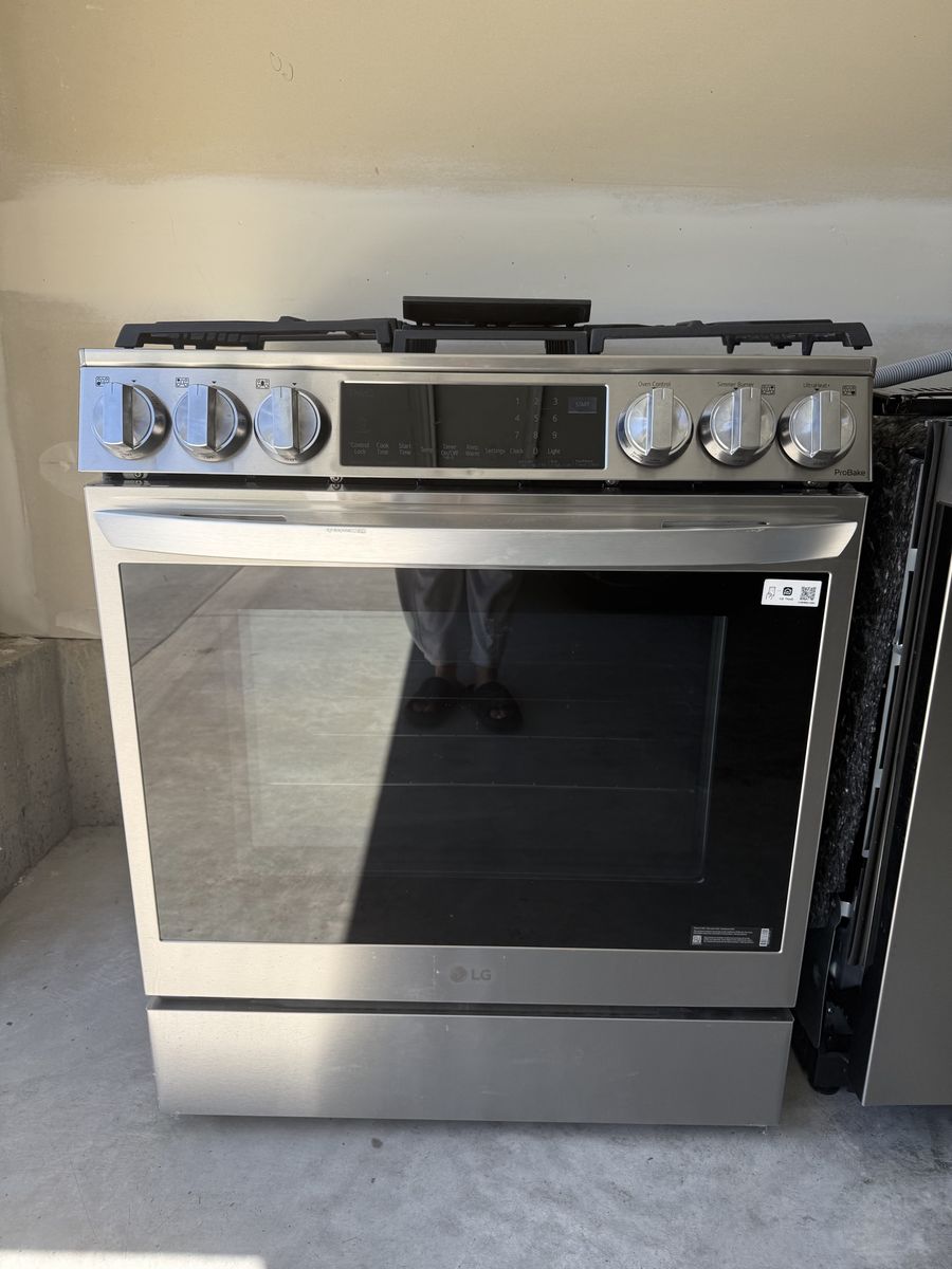 LG dual fuel range