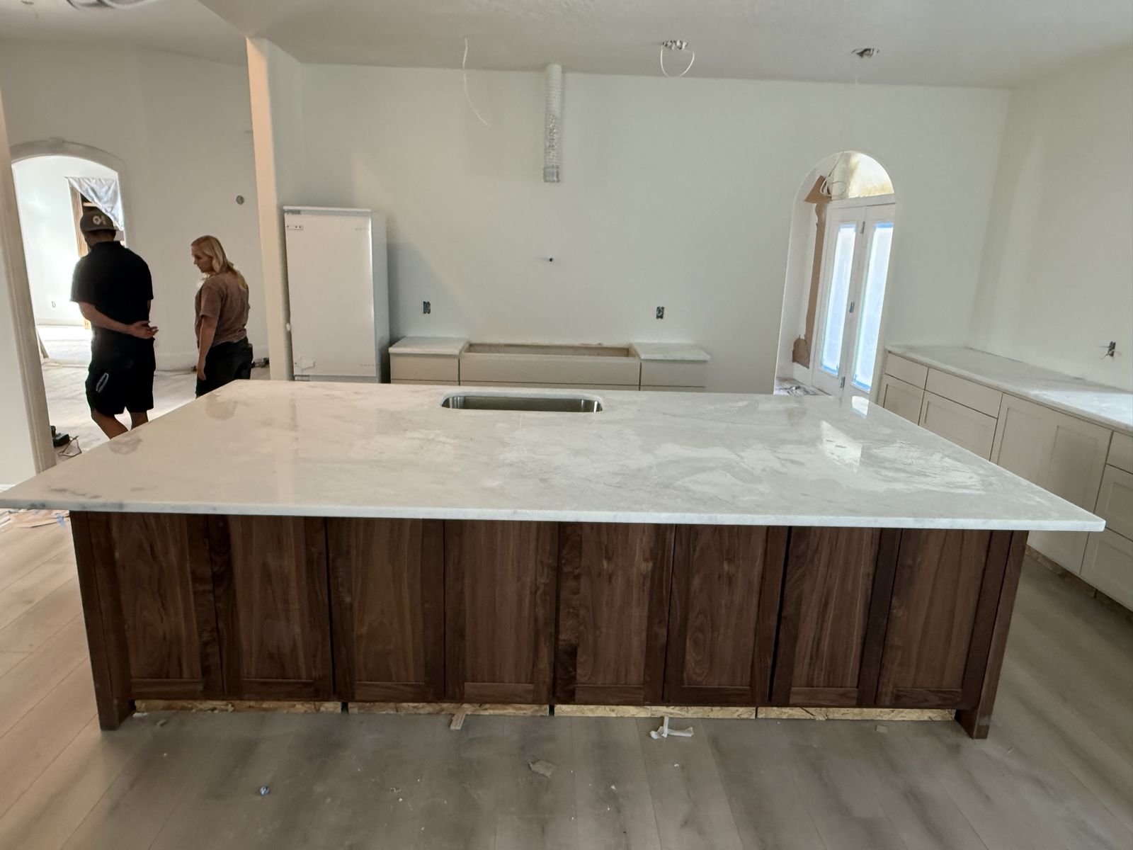 Main image 11