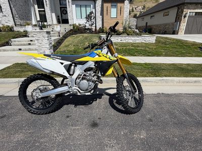 2022 Suzuki RMZ 250 near perfect shape! Must see.