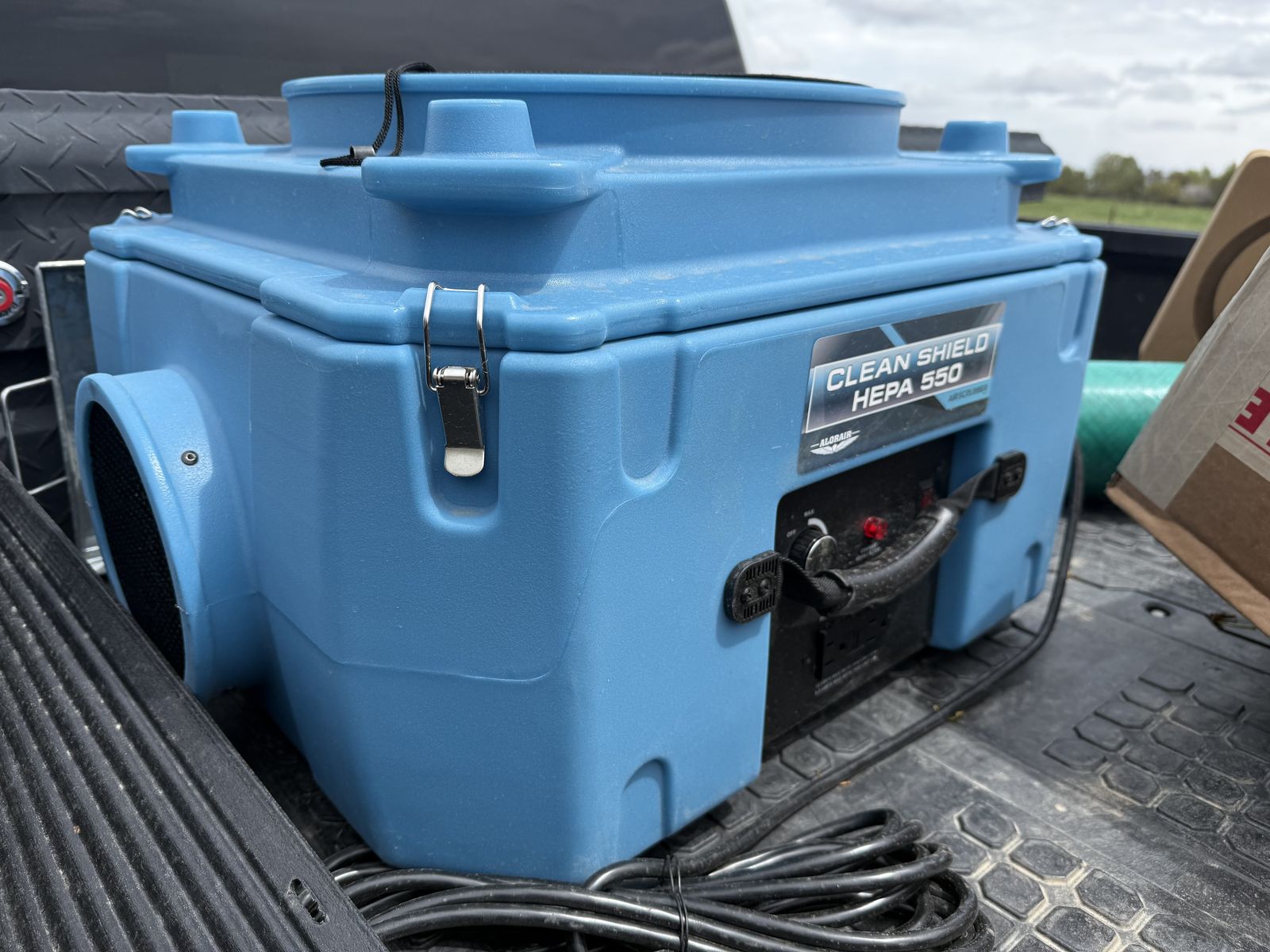 ALORAIR air scrubber 3 stage. HEPA 550