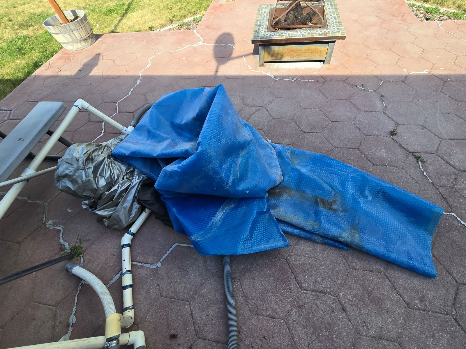 Main image 3