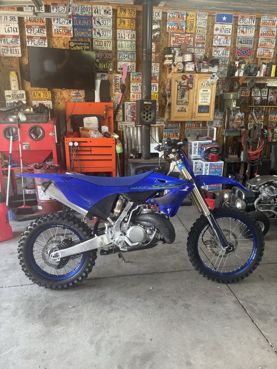 YZ250X