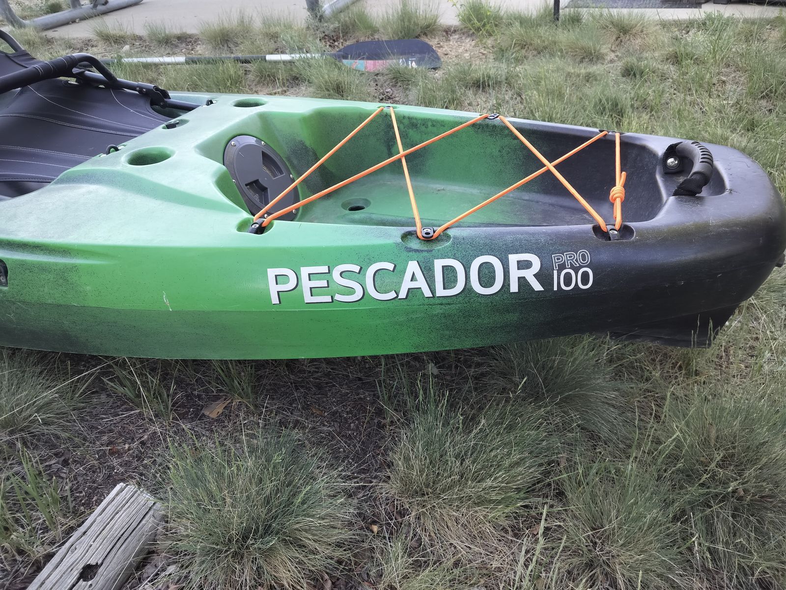 Perception PESCADOR Pro100 fishing kayak