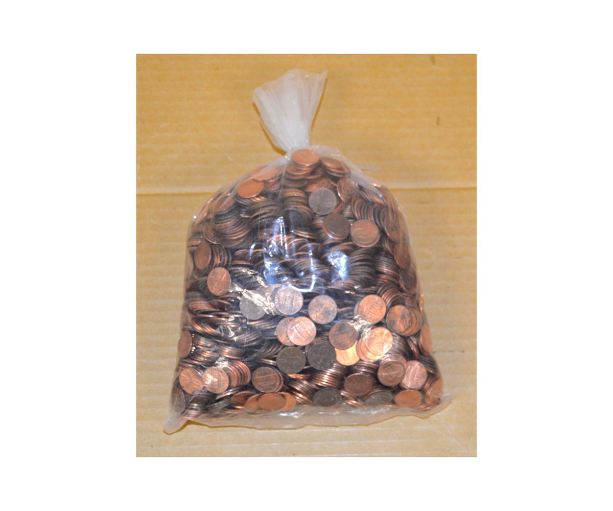 Bag of Circulated Cents/Pennies - 2500 Per Bag - Cent/Penny Lot