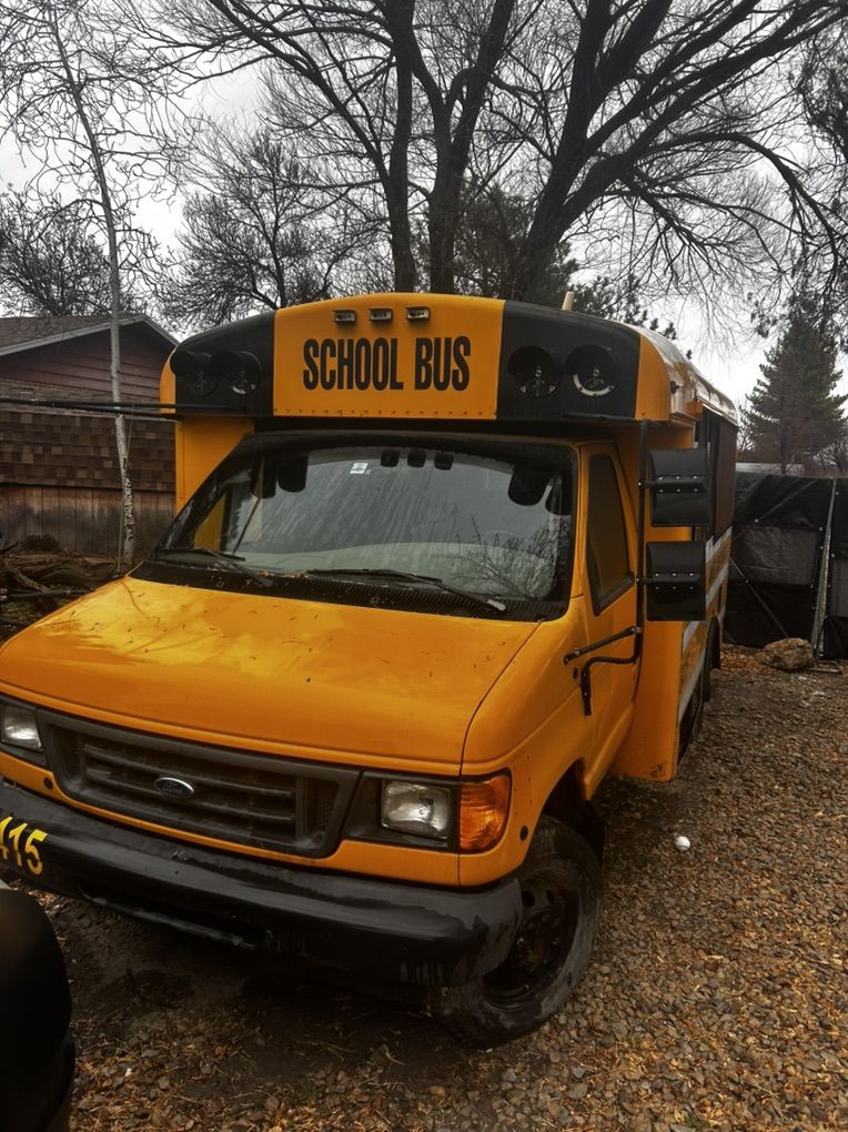 7.3L Diesel Short Bus Runs Great