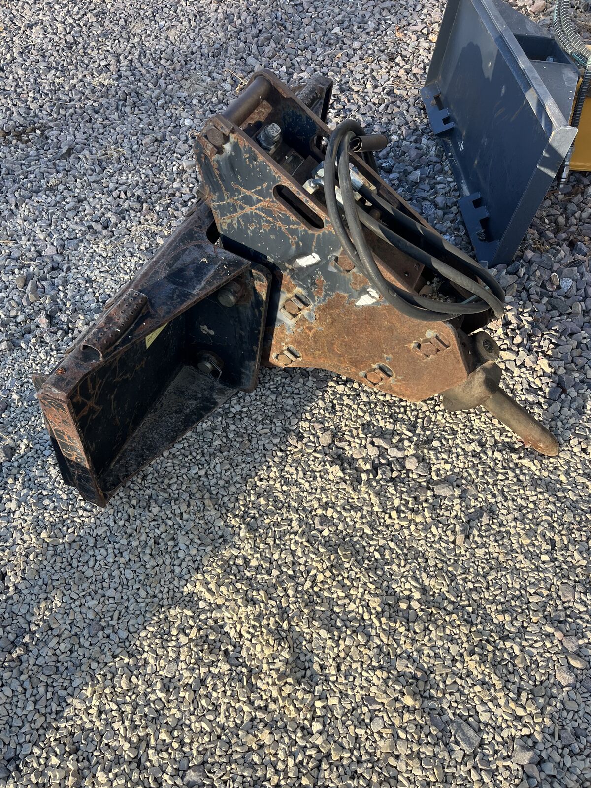 Jackhammer for skidsteer