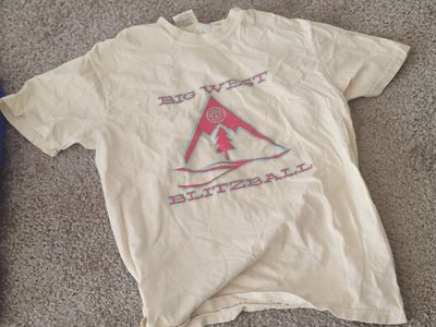 Big West Blitzball Cream T-Shirt with Mountain Tree Graphic, Size L