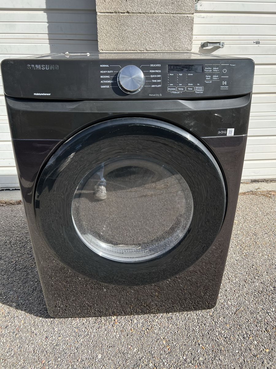 Samsung - 7.5 Cu. Ft. Stackable Electric Dryer with Sensor Dry - Black Stainless Steel