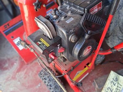 Troy-Bilt 21" Snow King Single-Stage Gas Snow Blower - Red, Used