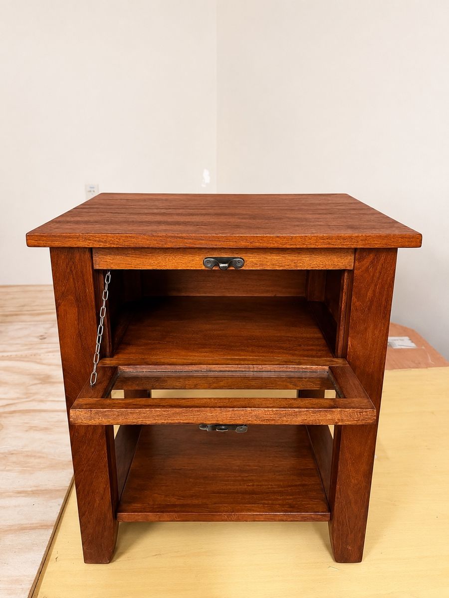 Main image 4
